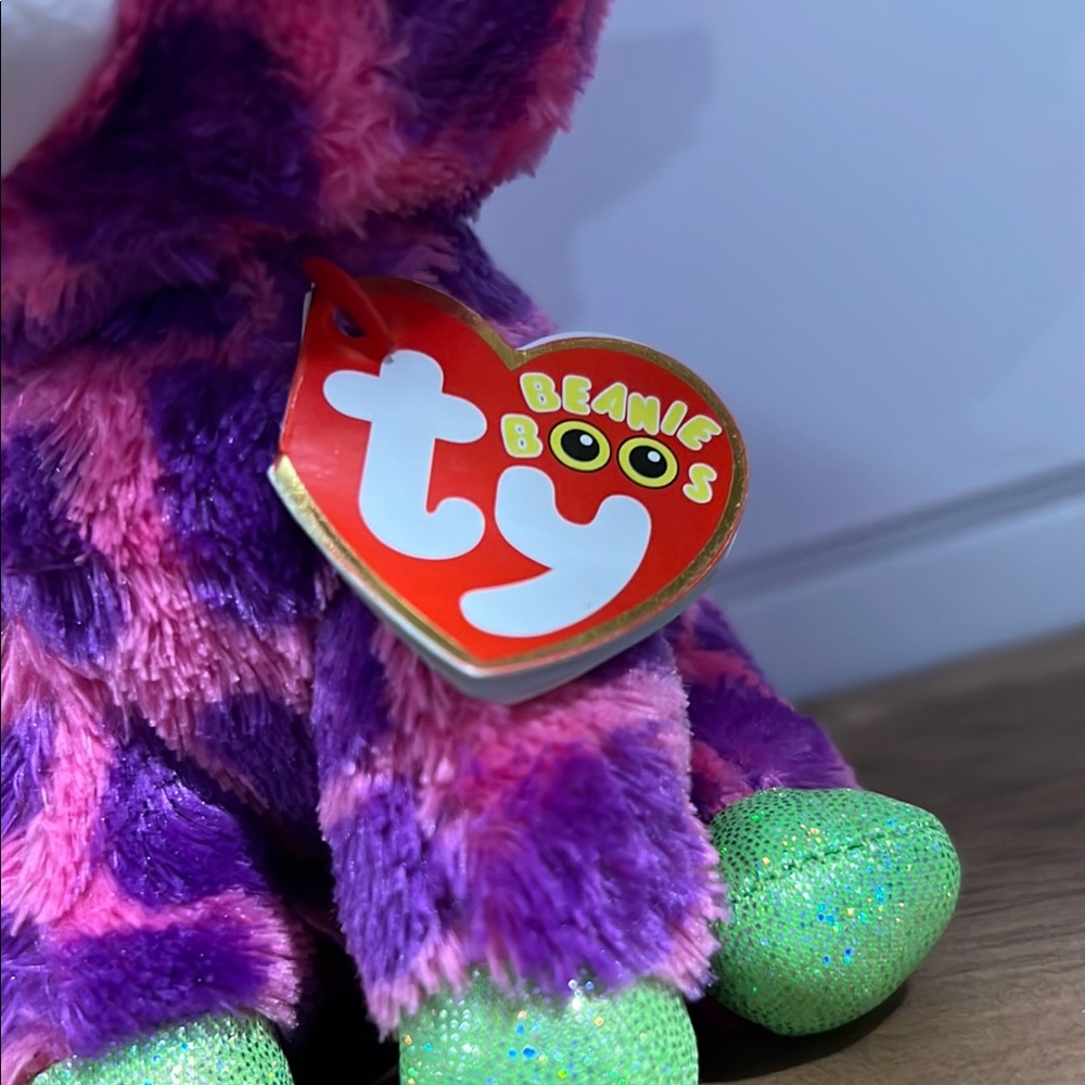Ty Beanie Boos - Gilbert the Giraffe (Glitter Eyes) - Picture 2 of 10